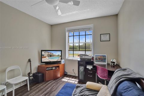 Tiny photo for 4281 Laurel Ridge Cir, Weston, FL 33331 (MLS # A12005596)