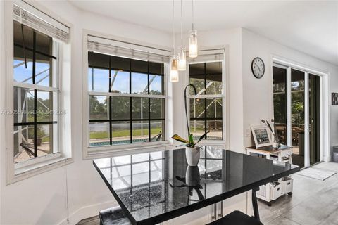 Tiny photo for 4281 Laurel Ridge Cir, Weston, FL 33331 (MLS # A12005596)