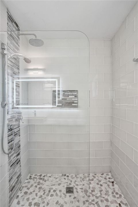 Tiny photo for 4281 Laurel Ridge Cir, Weston, FL 33331 (MLS # A12005596)