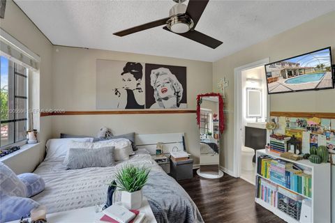 Tiny photo for 4281 Laurel Ridge Cir, Weston, FL 33331 (MLS # A12005596)