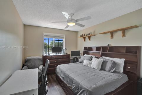 Tiny photo for 4281 Laurel Ridge Cir, Weston, FL 33331 (MLS # A12005596)