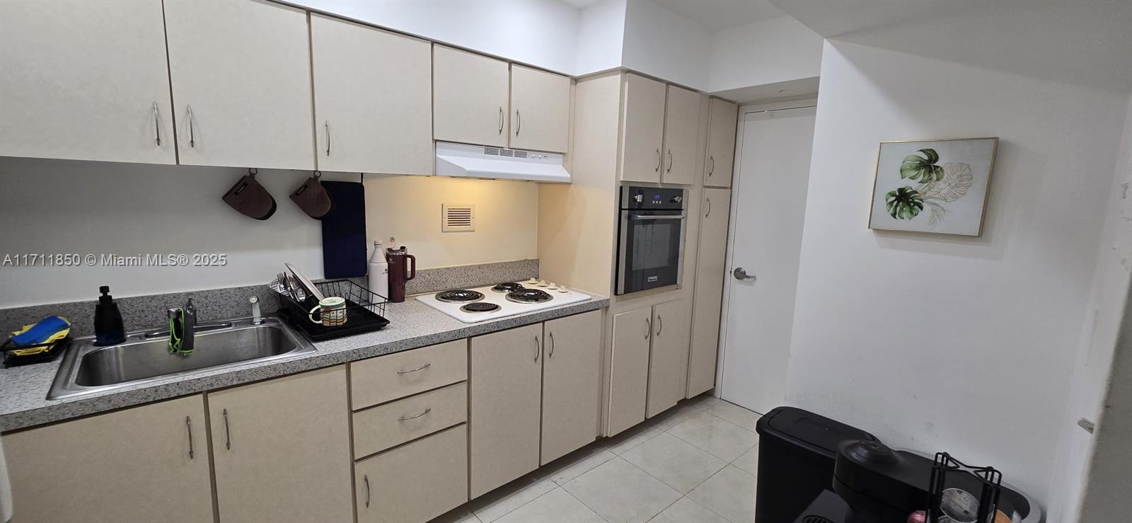 MIRADOR 1000 CONDO - Residential