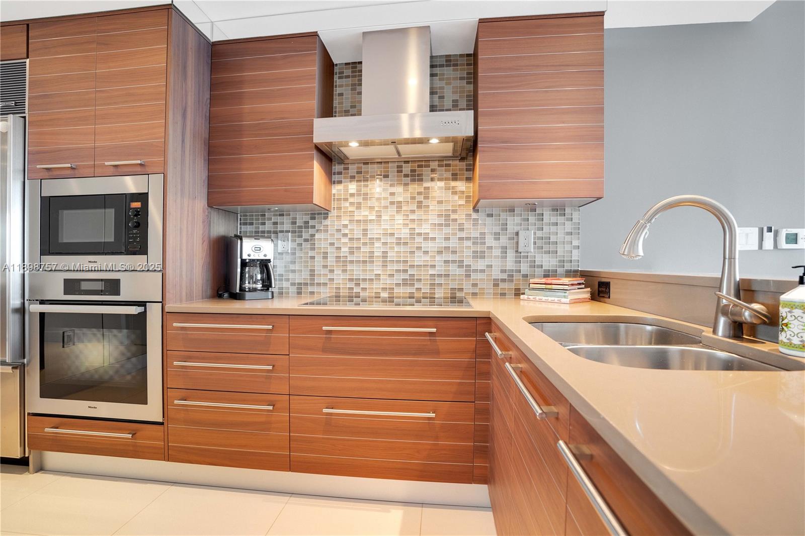 CENTRAL CARILLON BEACH CO - Residential