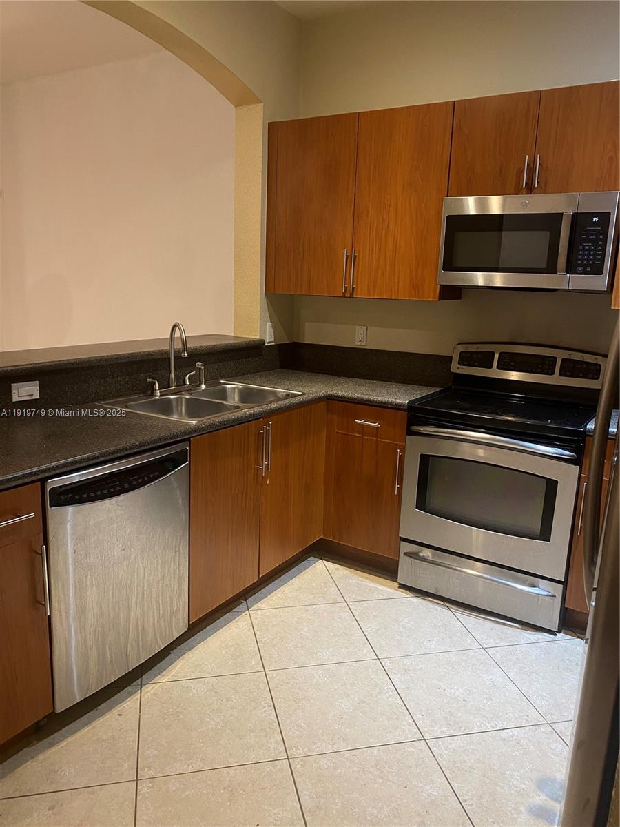 WALDMAN PLAT - Residential