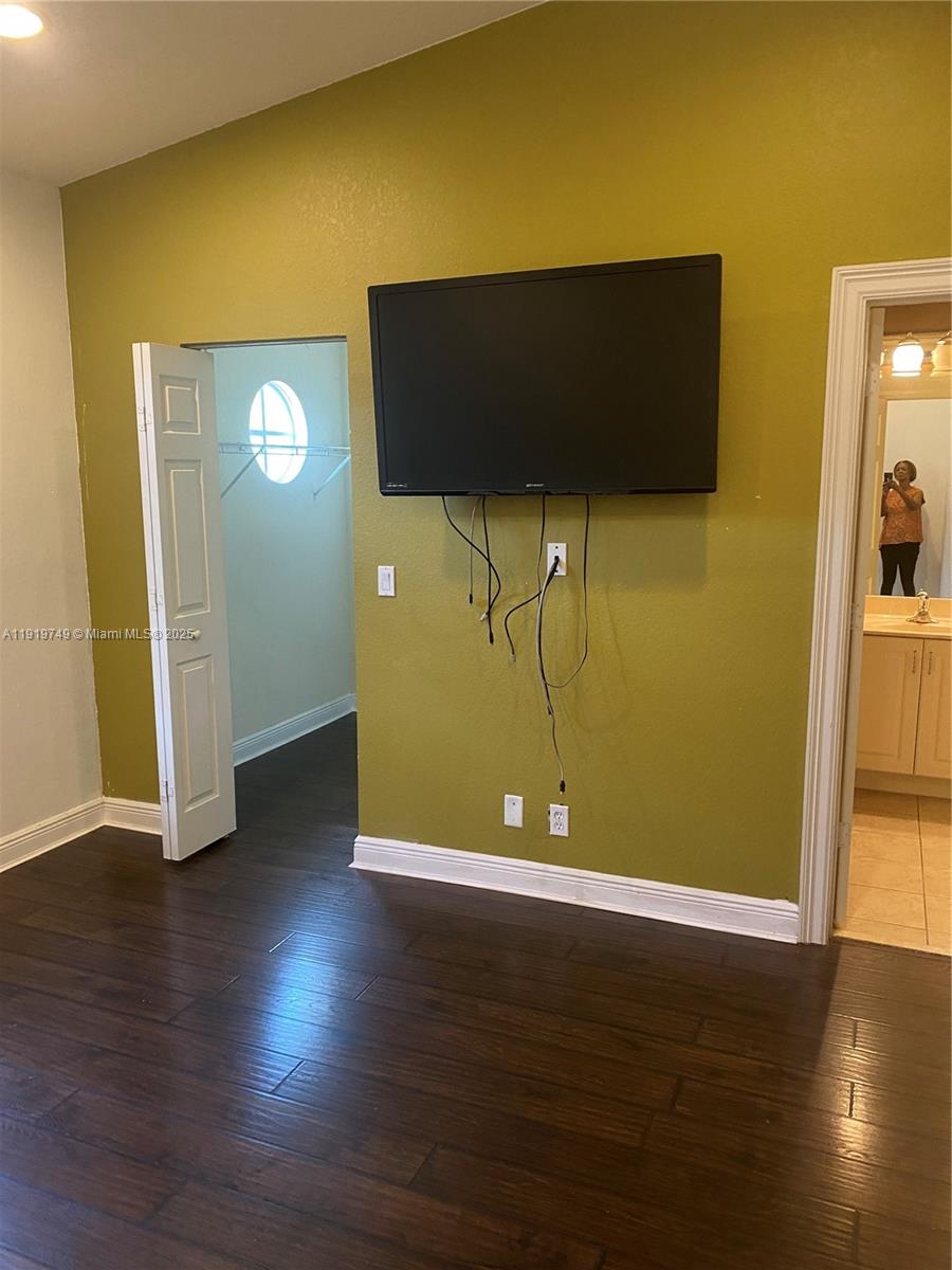 WALDMAN PLAT - Residential