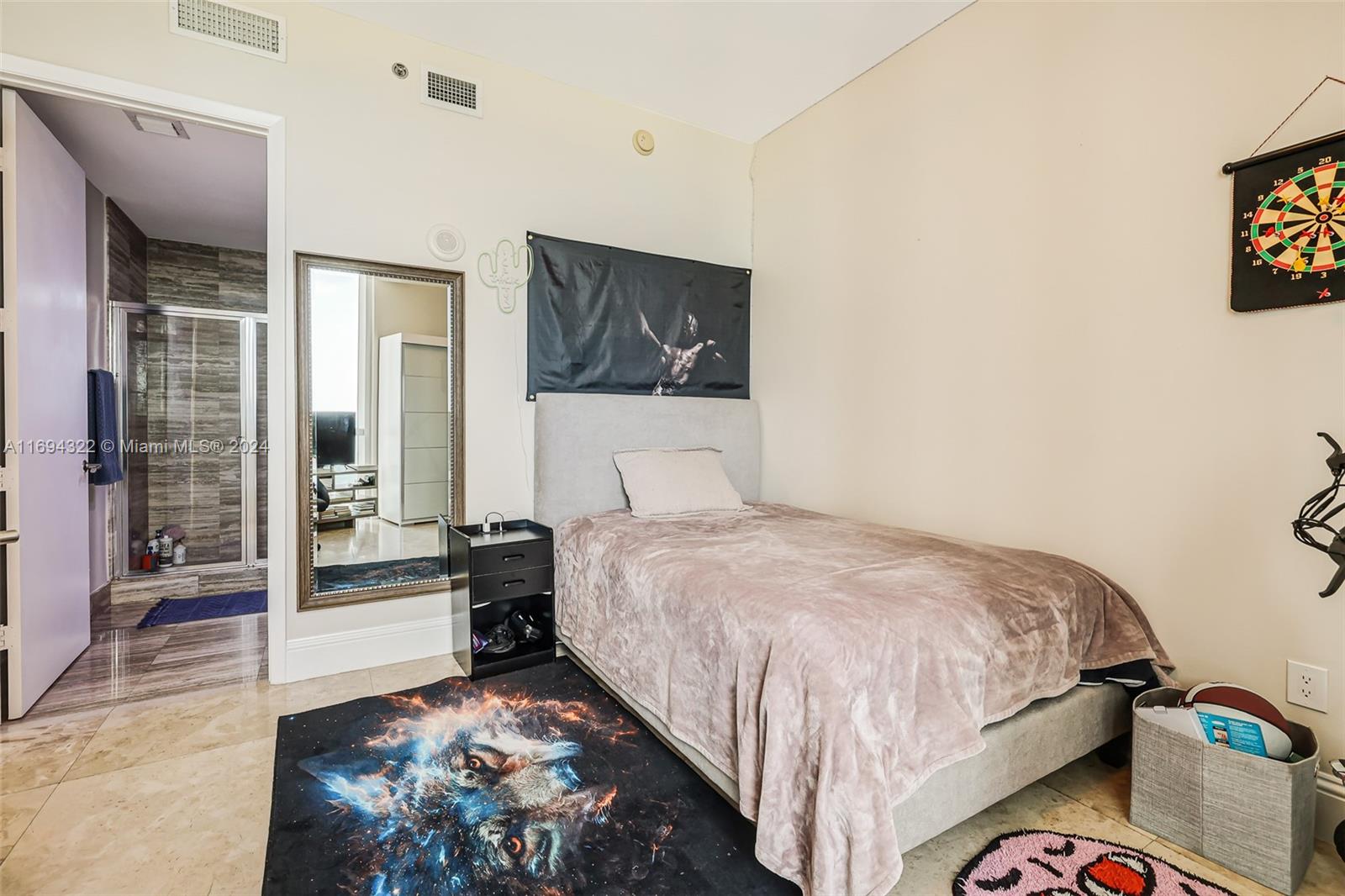 TDR TOWER II CONDO - Residential