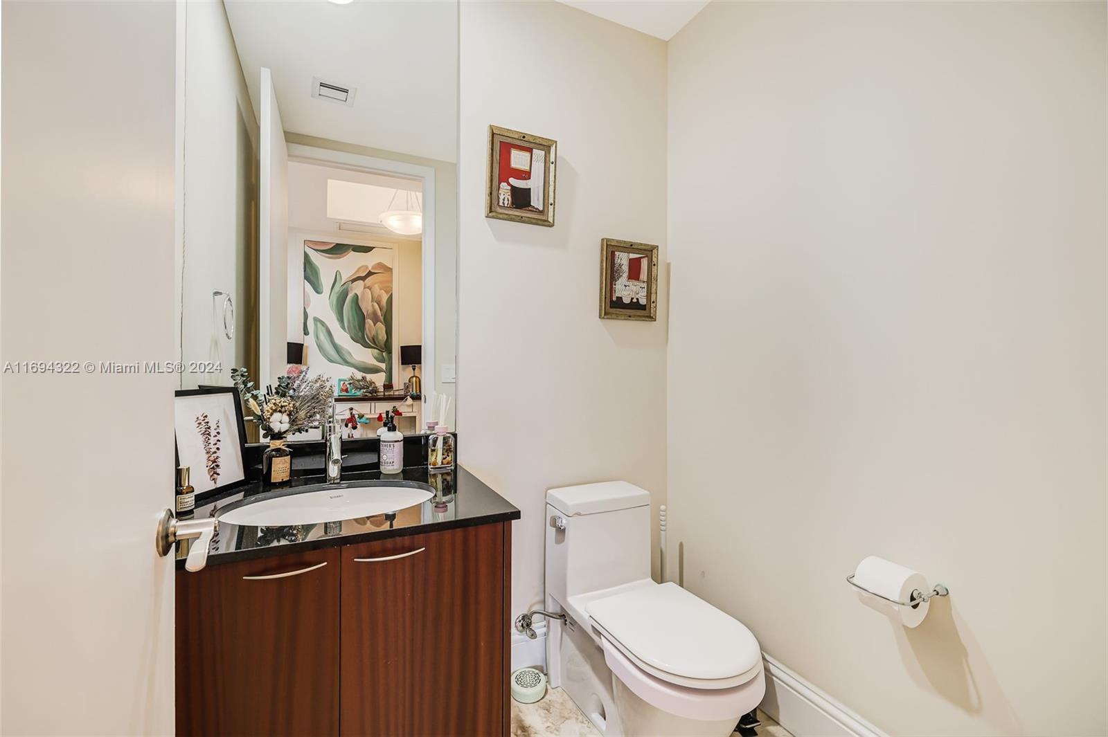 TDR TOWER II CONDO - Residential