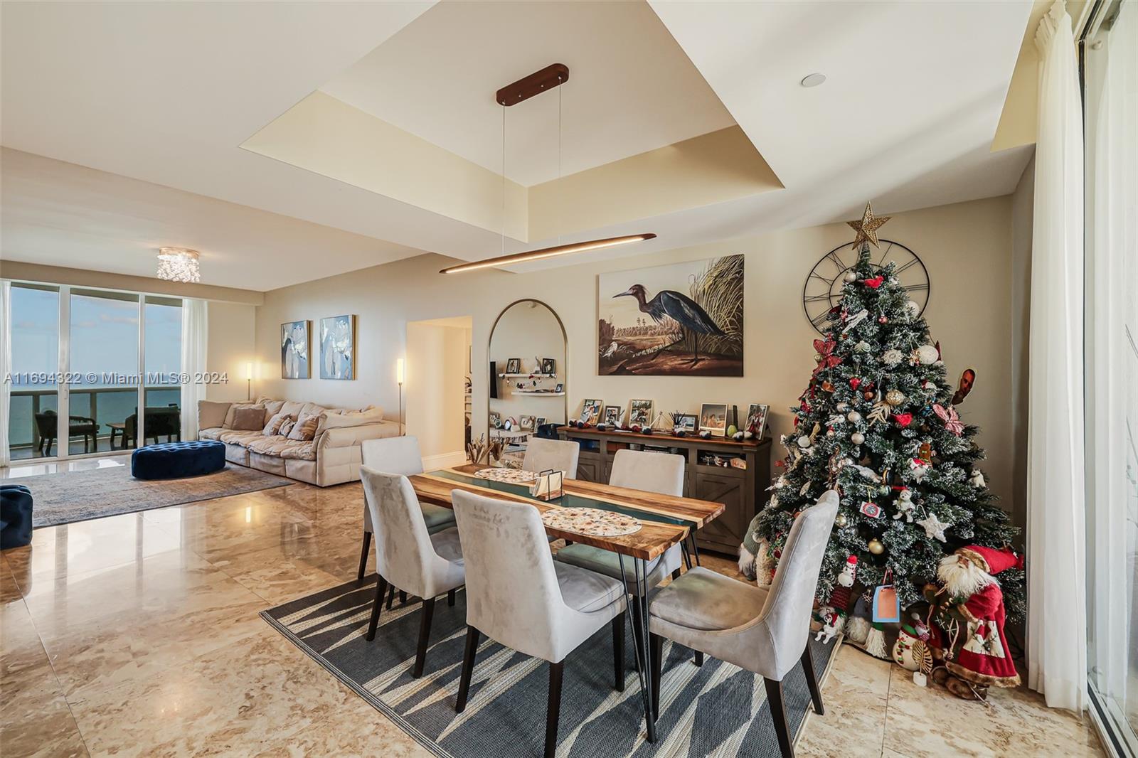 TDR TOWER II CONDO - Residential