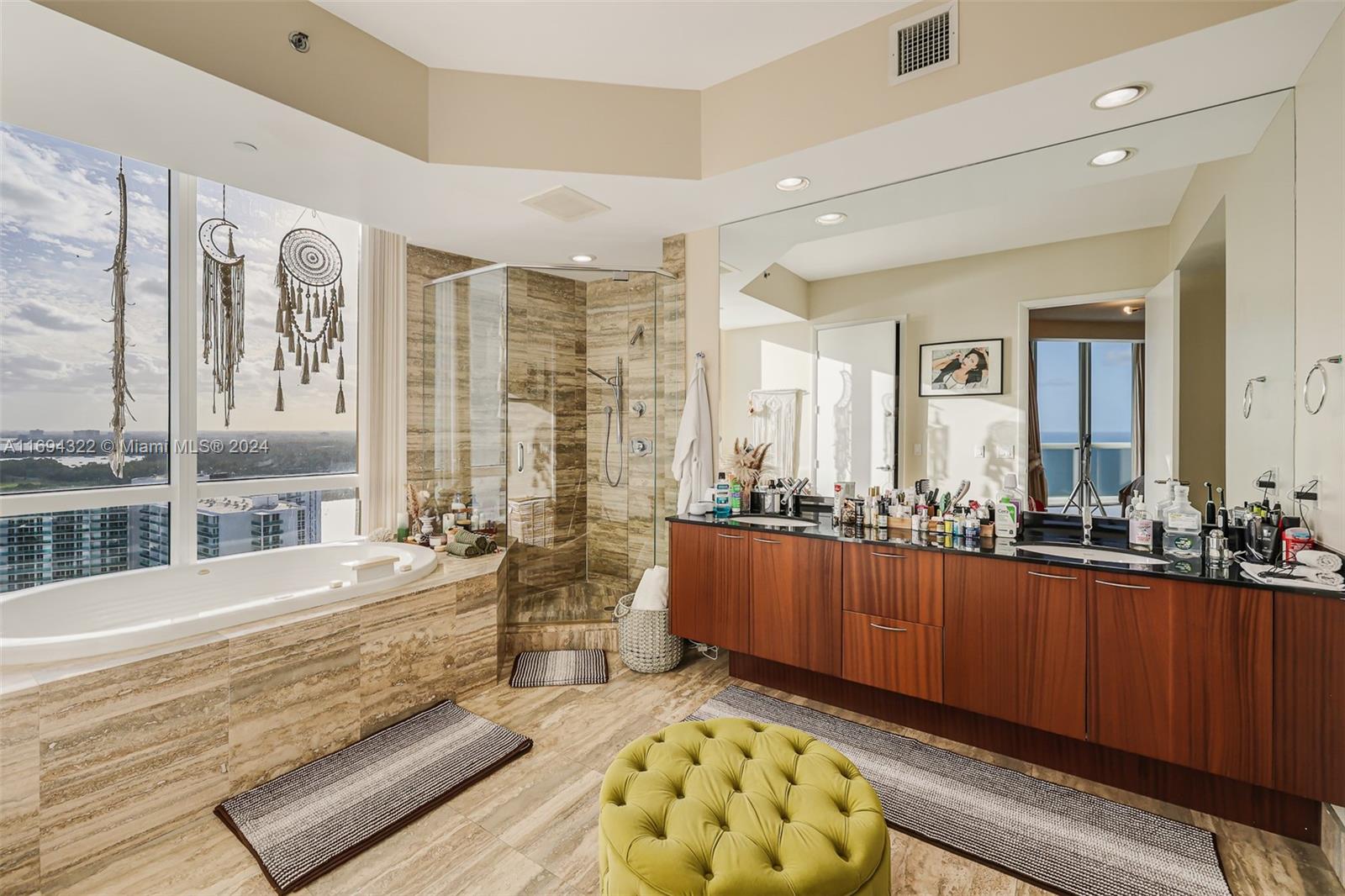 TDR TOWER II CONDO - Residential