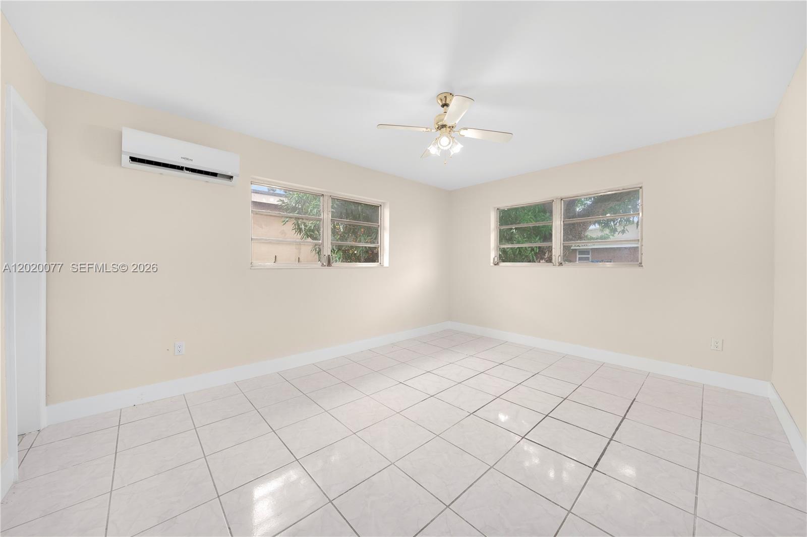 GRAPELAND HEIGHTS - Residential