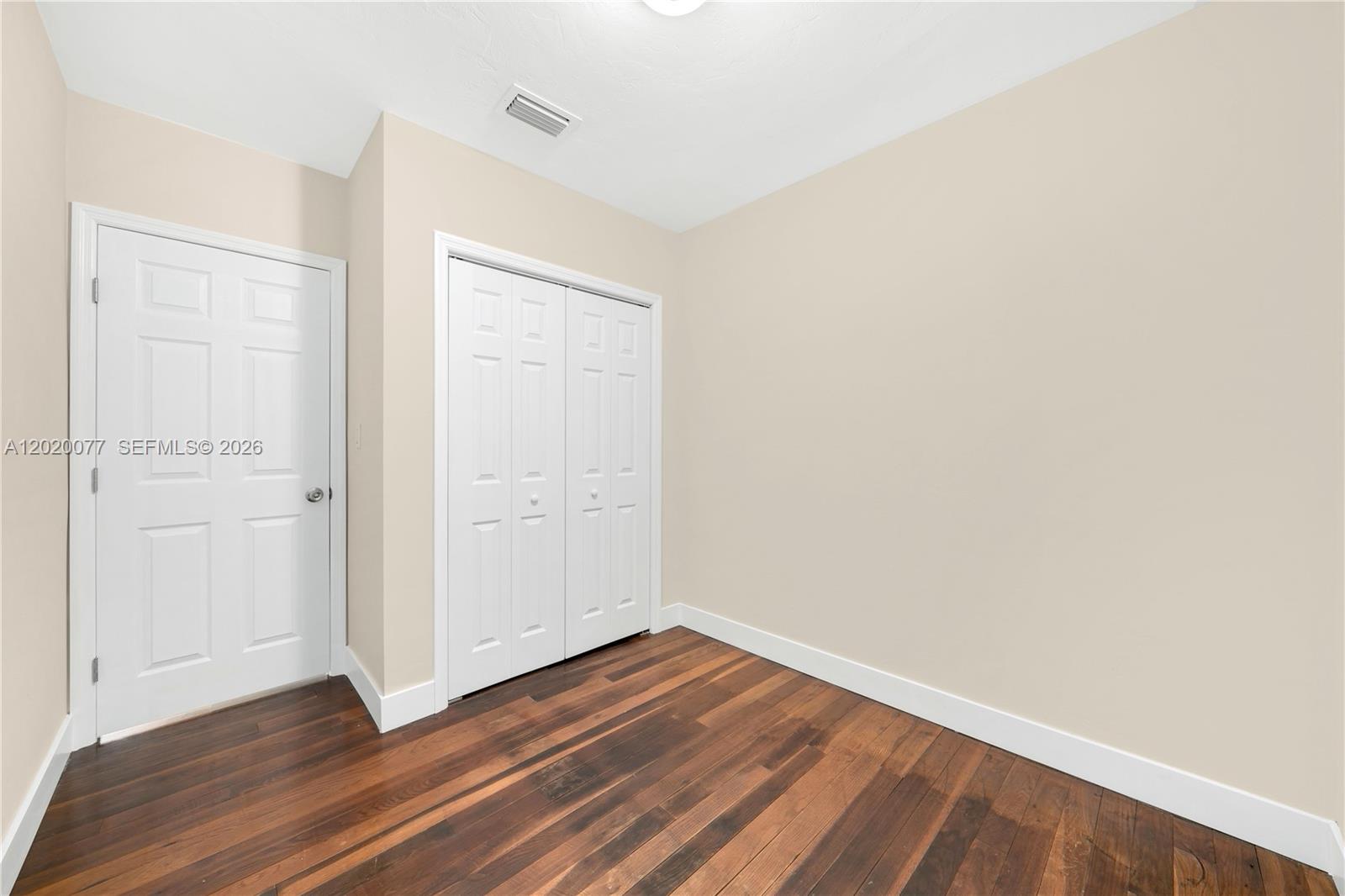 GRAPELAND HEIGHTS - Residential