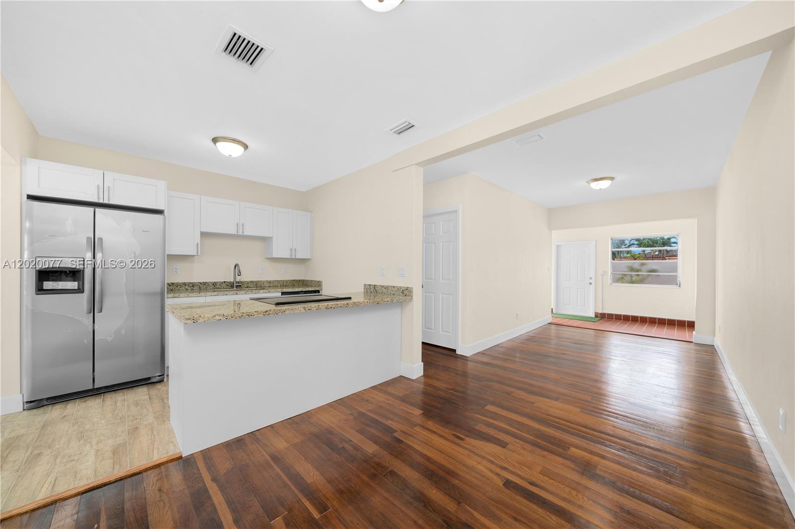 GRAPELAND HEIGHTS - Residential