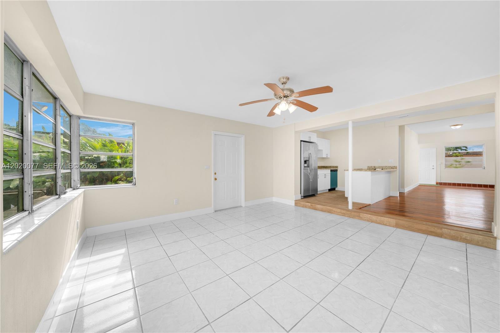 GRAPELAND HEIGHTS - Residential