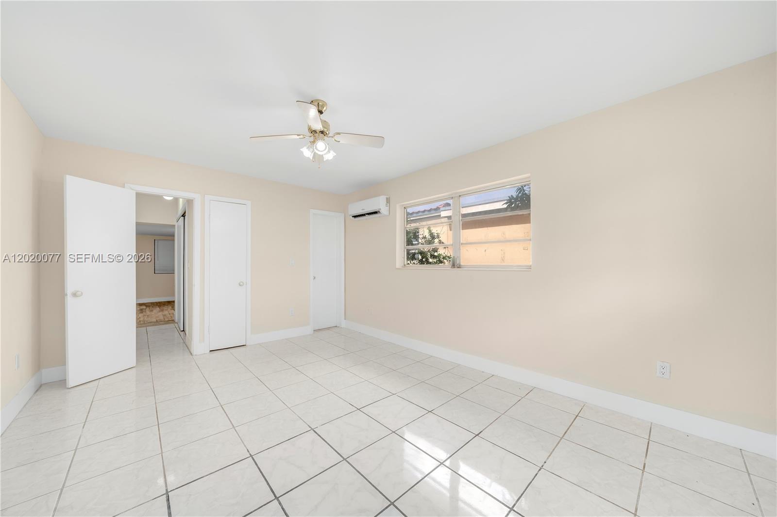 GRAPELAND HEIGHTS - Residential