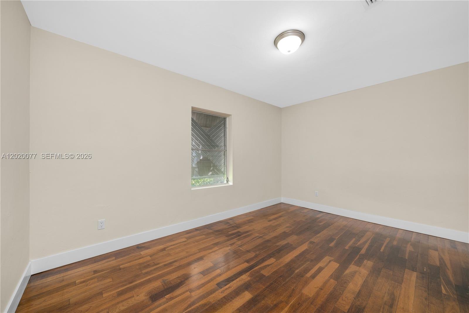 GRAPELAND HEIGHTS - Residential
