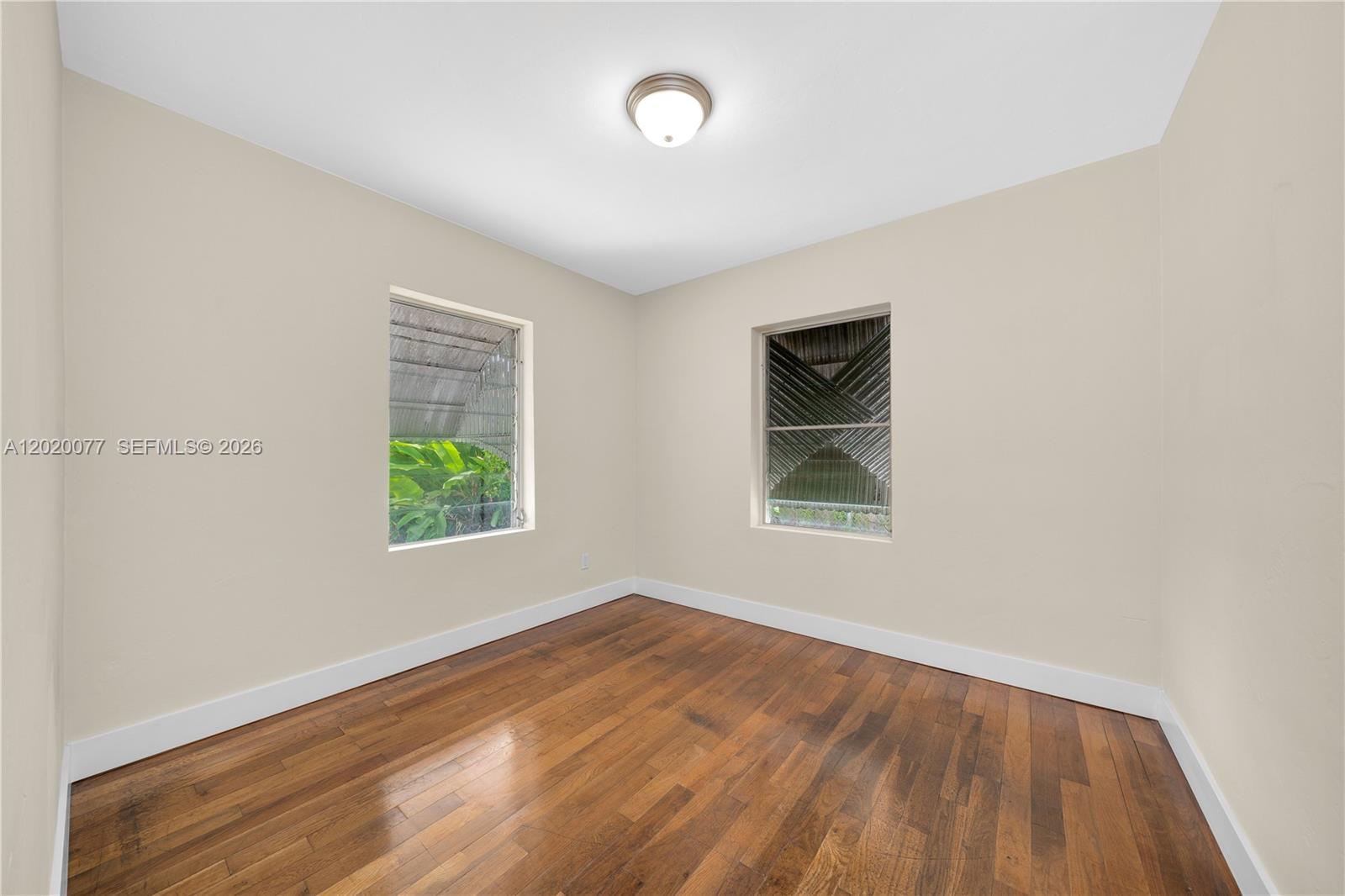 GRAPELAND HEIGHTS - Residential