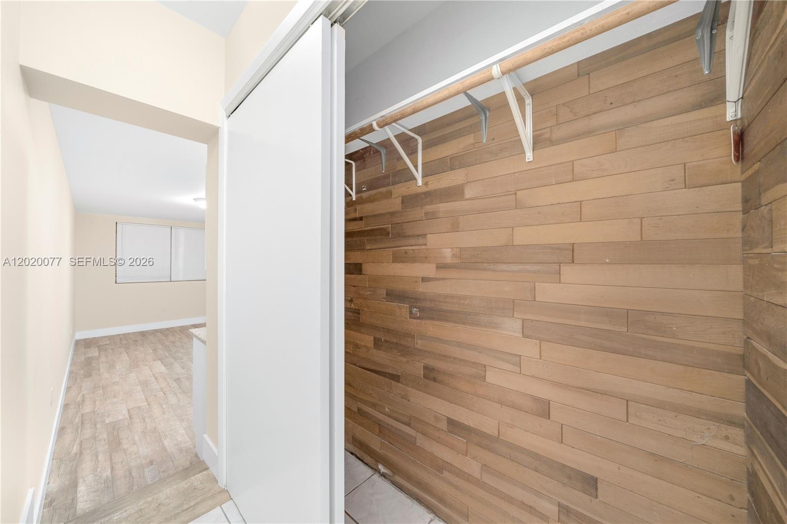 GRAPELAND HEIGHTS - Residential