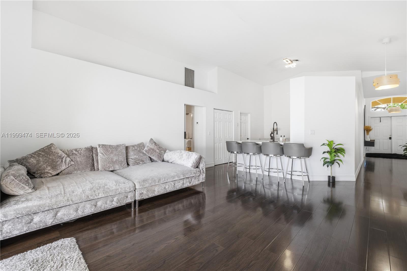 CHAPEL LAKE ESTATES - Residential