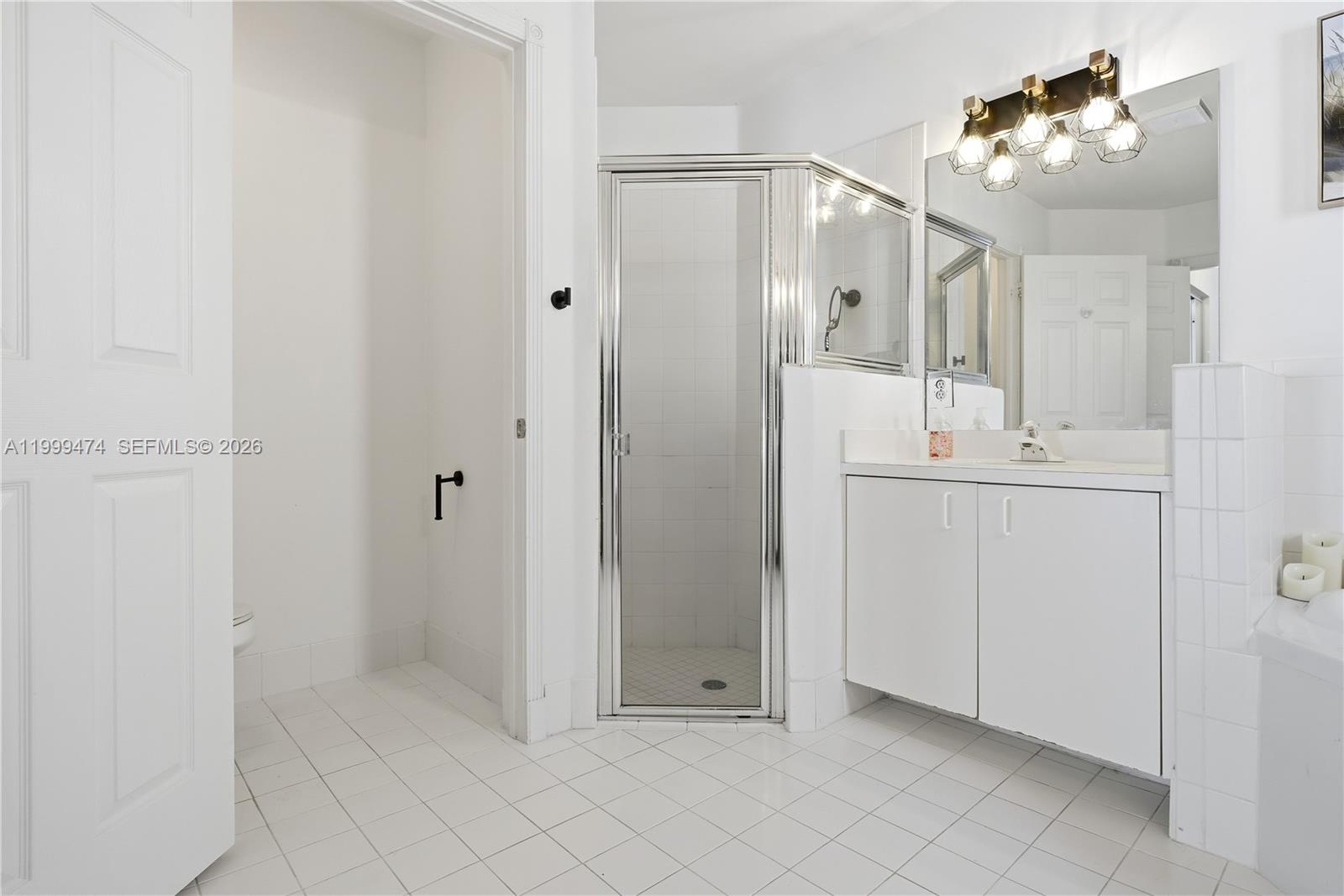 CHAPEL LAKE ESTATES - Residential