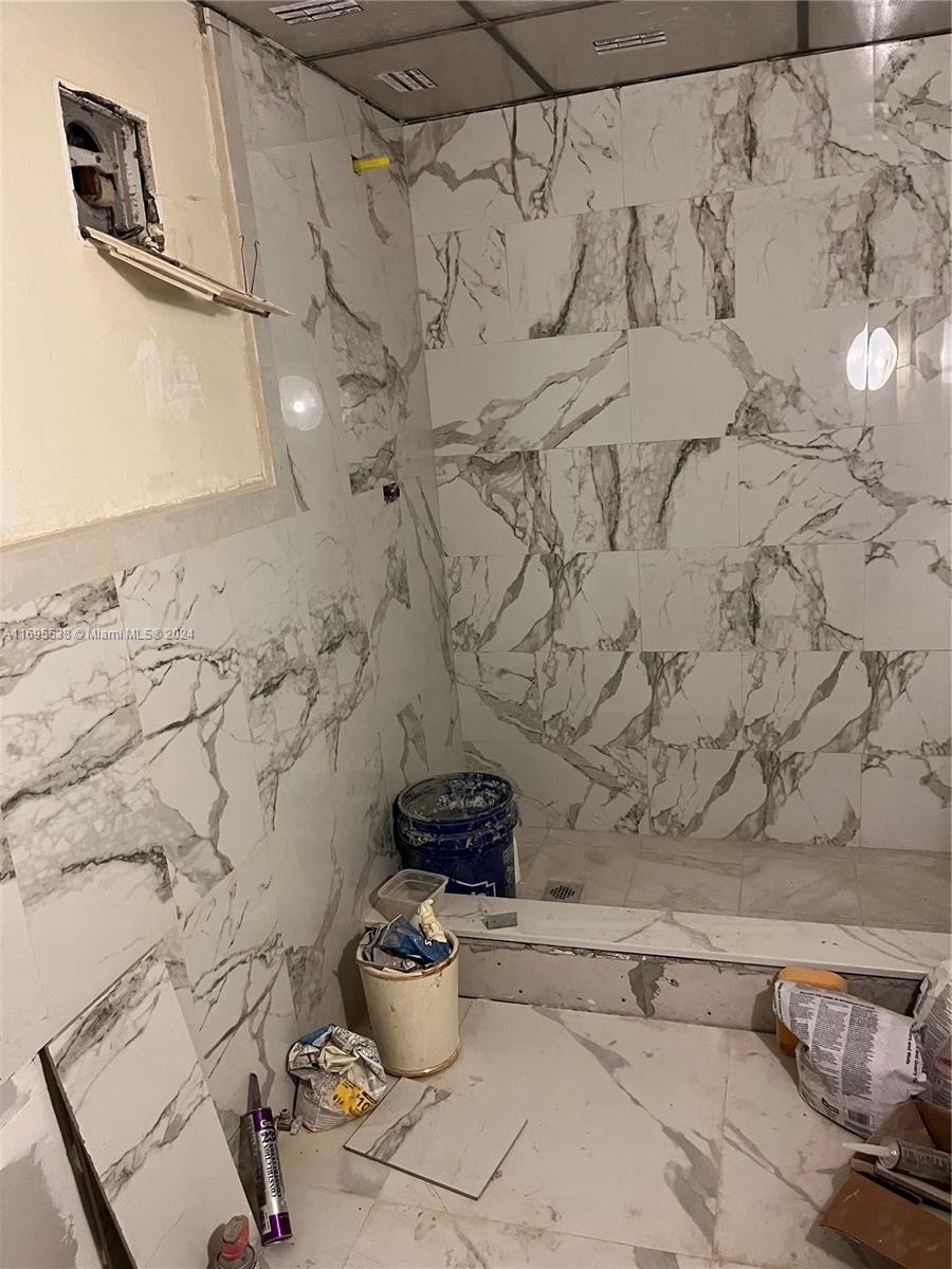 CYPRESS CHASE NORTH NO 2 - Residential