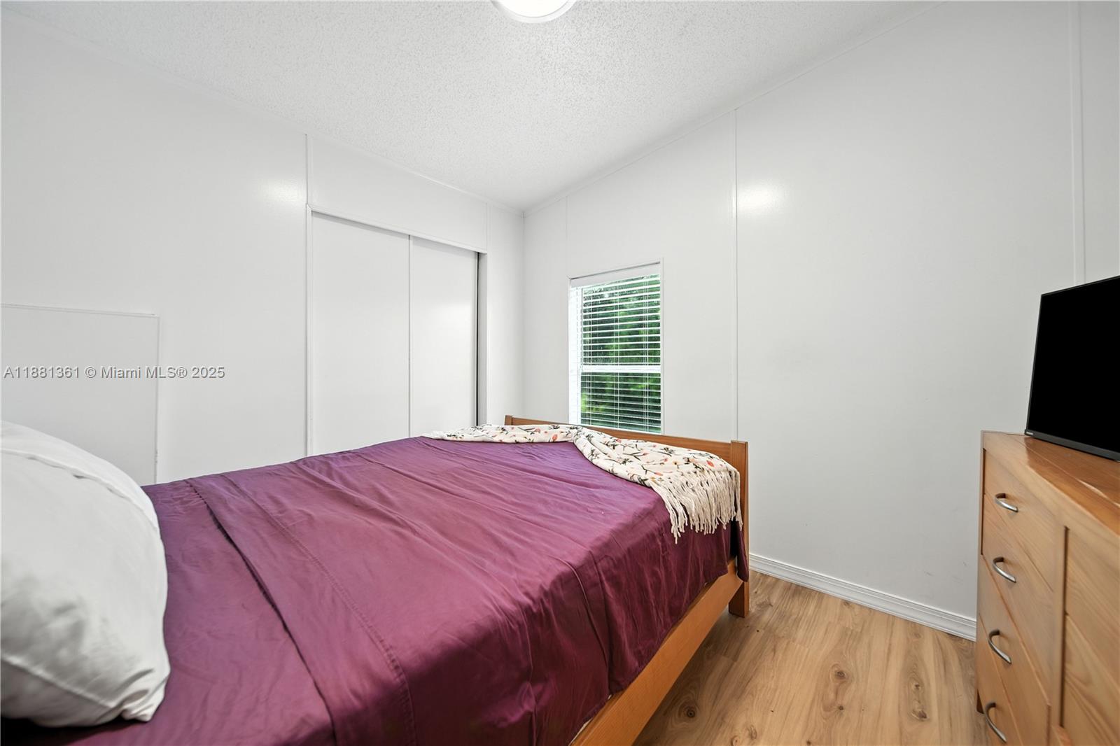 GOLDCOASTER MOBILE HOME - Residential Lease