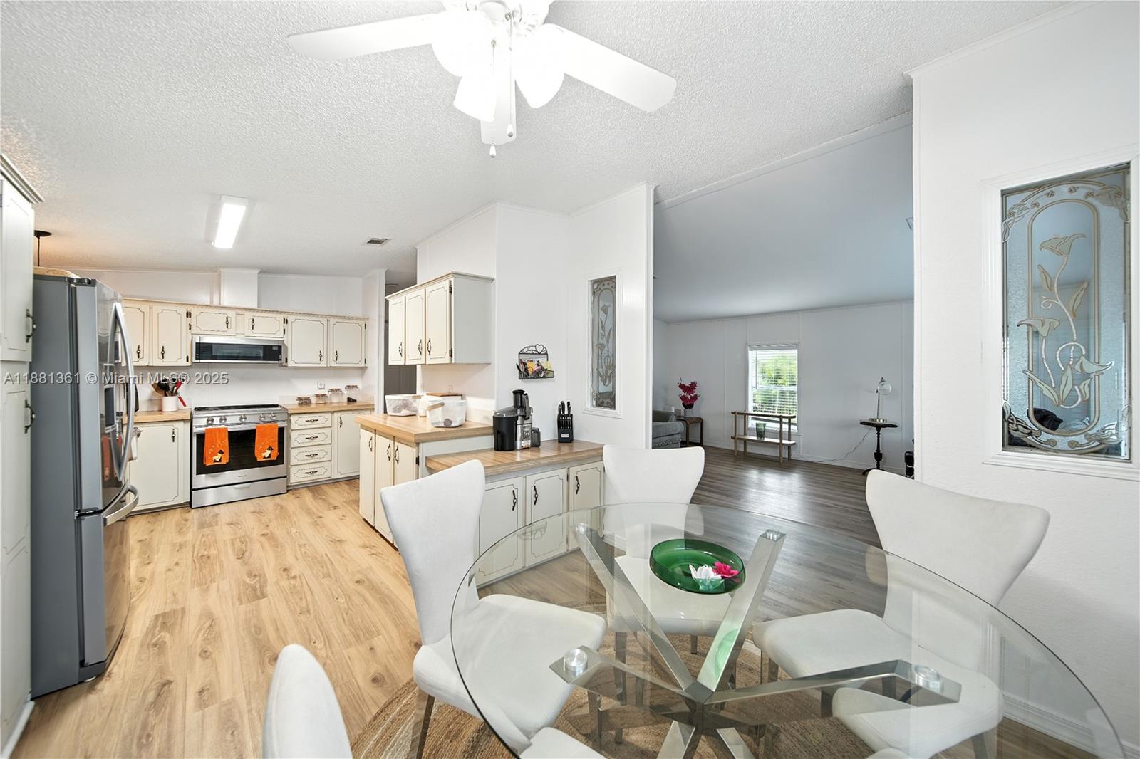 GOLDCOASTER MOBILE HOME - Residential Lease