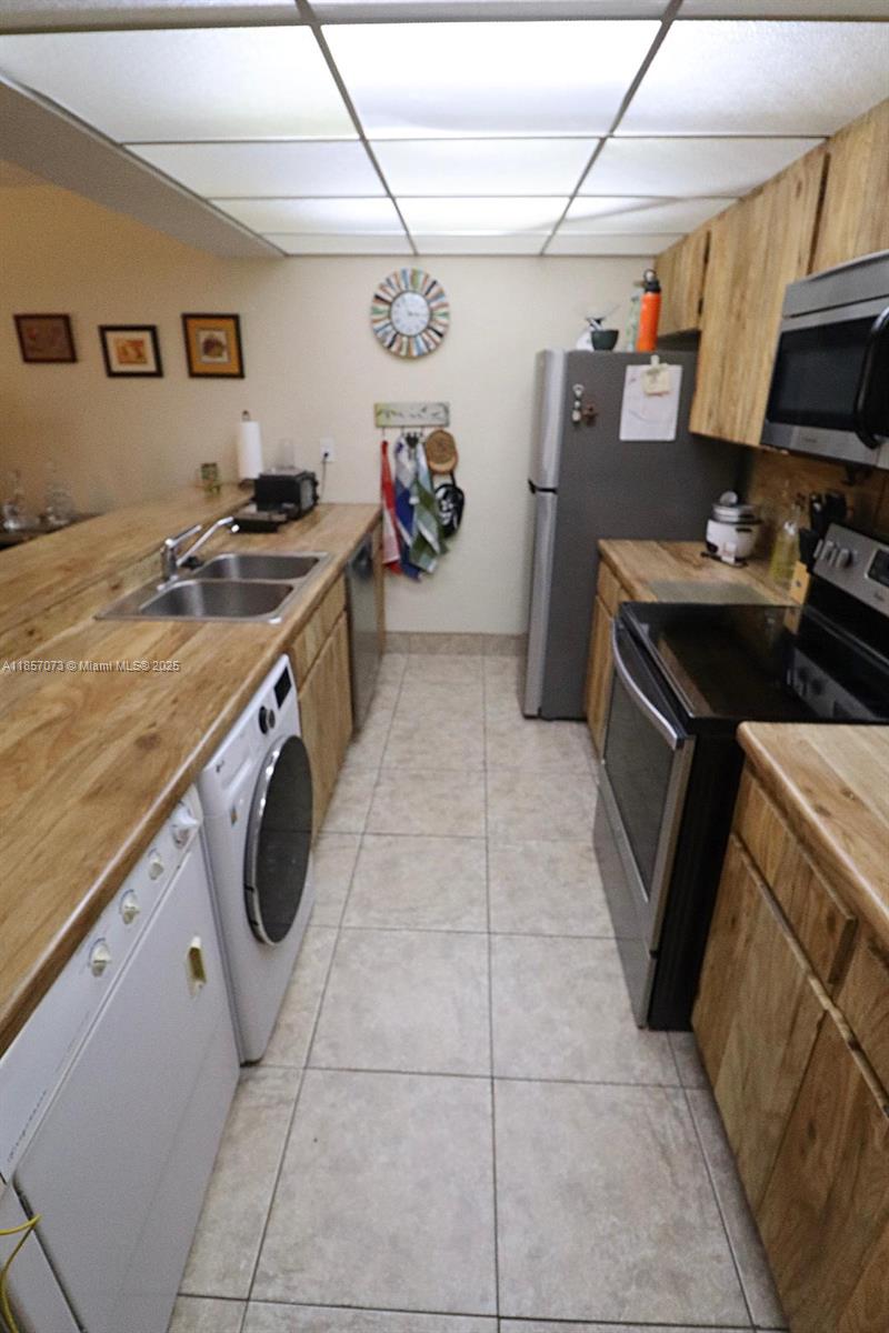 Villas West - Residential