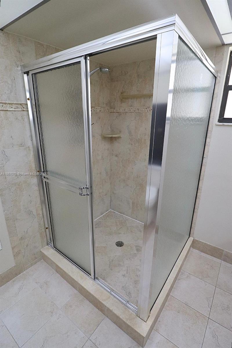 Villas West - Residential