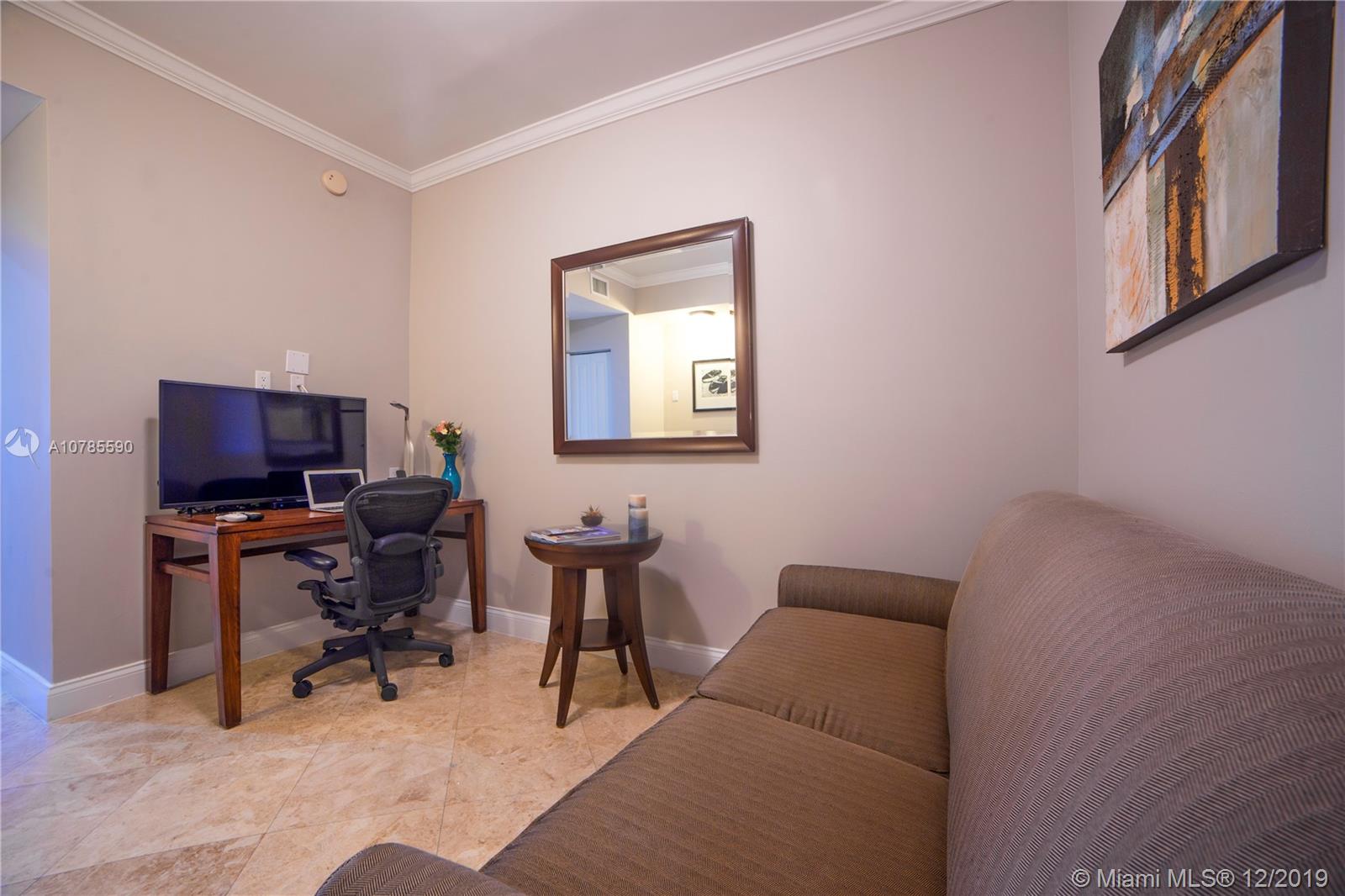 EUROSSUITES/NUVOSUITES - Residential Lease