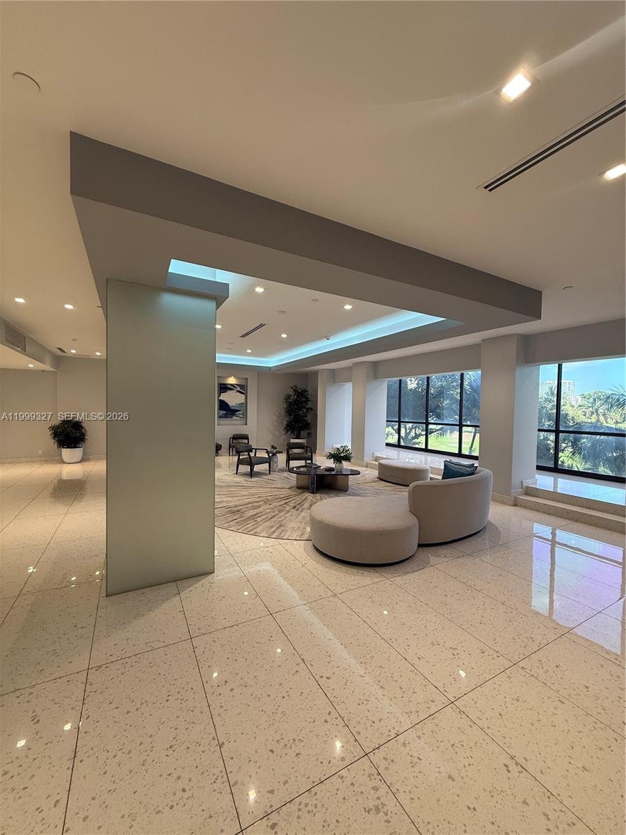 CORONADO CONDO TOWER II - Residential