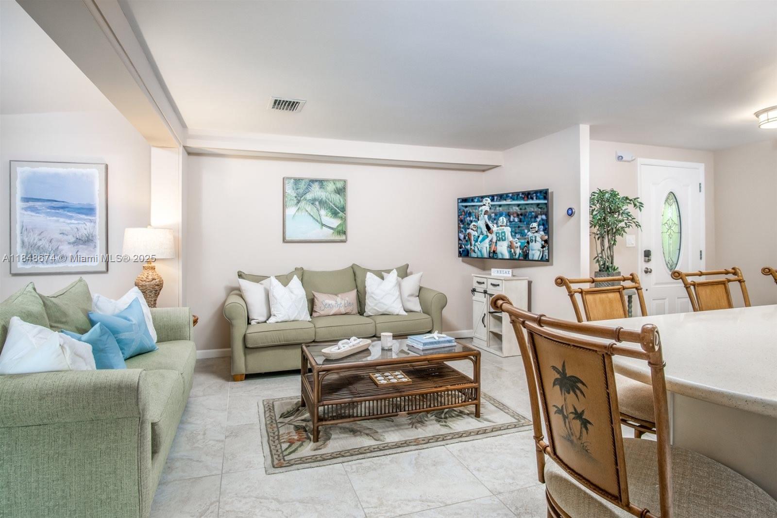 HARBOR ISLE - Residential