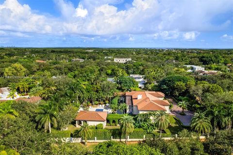 A home in Pinecrest