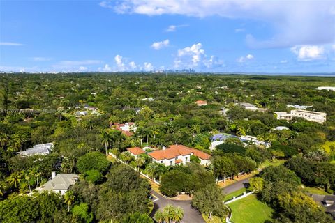 A home in Pinecrest