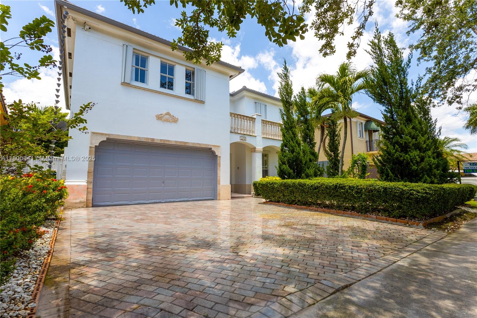 11504 Sw 152nd Ct, Miami, Broward County, Florida - 4 Bedrooms  
3 Bathrooms - 