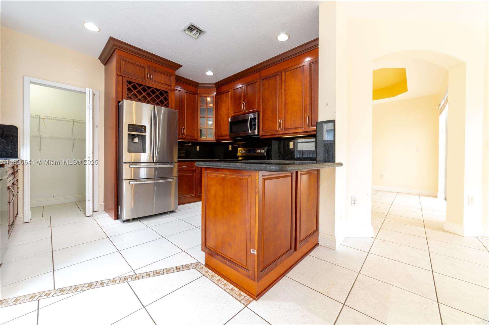 REVISED PLAT OF HAMMOCKS - Residential