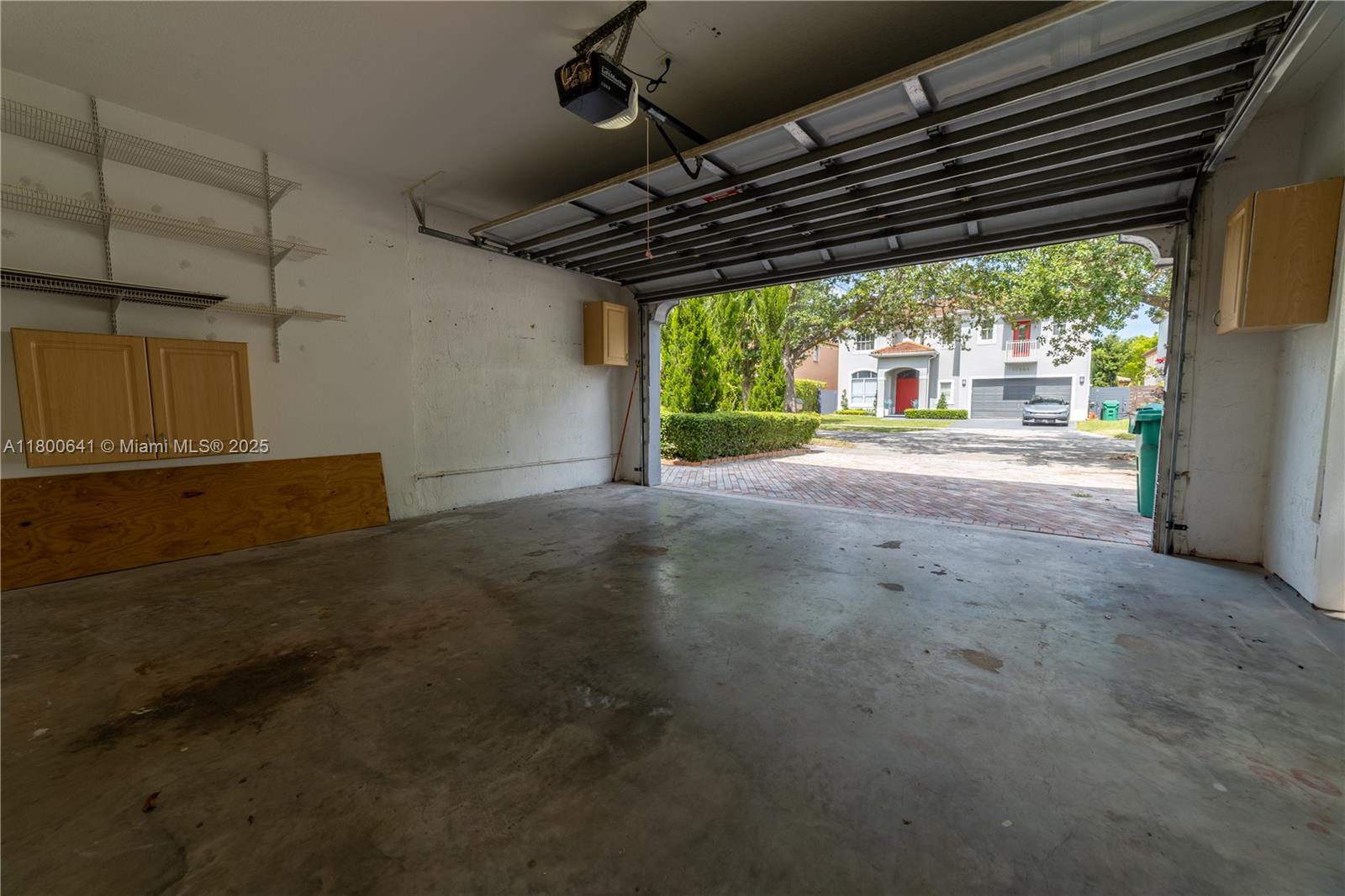 REVISED PLAT OF HAMMOCKS - Residential