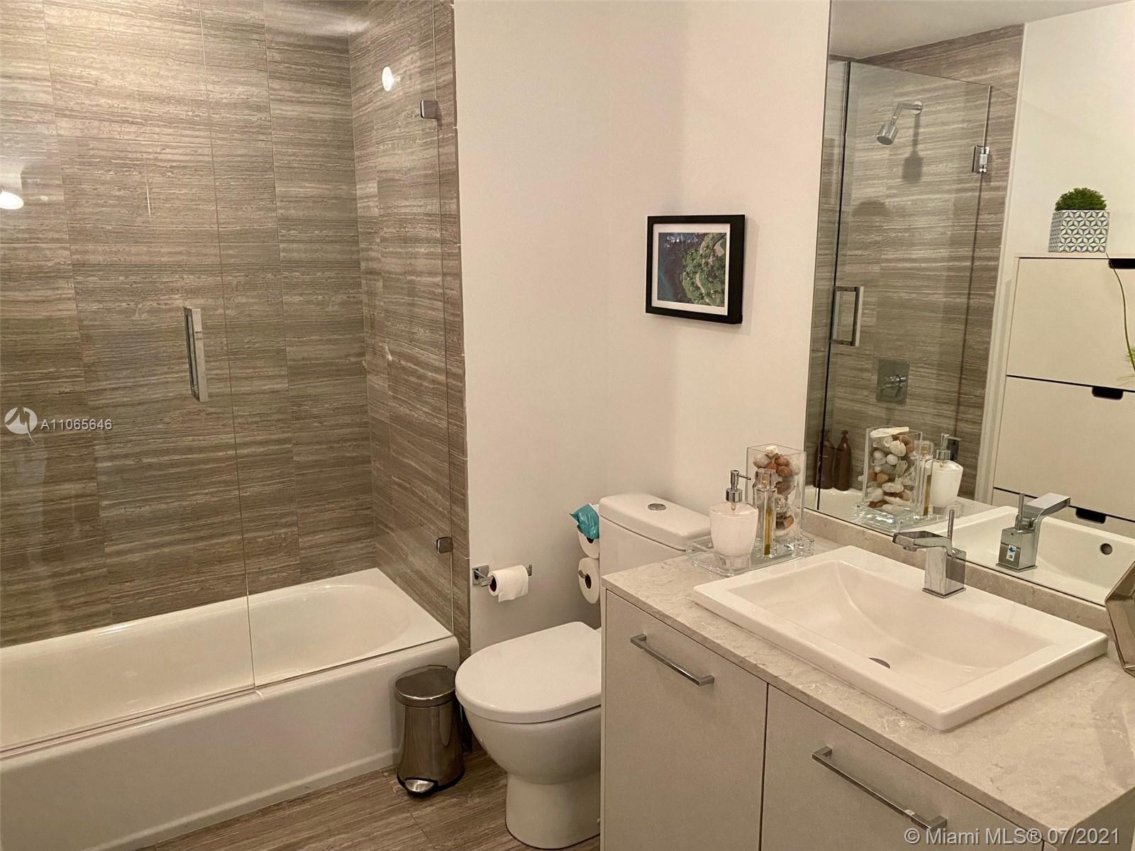1010 BRICKELL CONDO - Residential