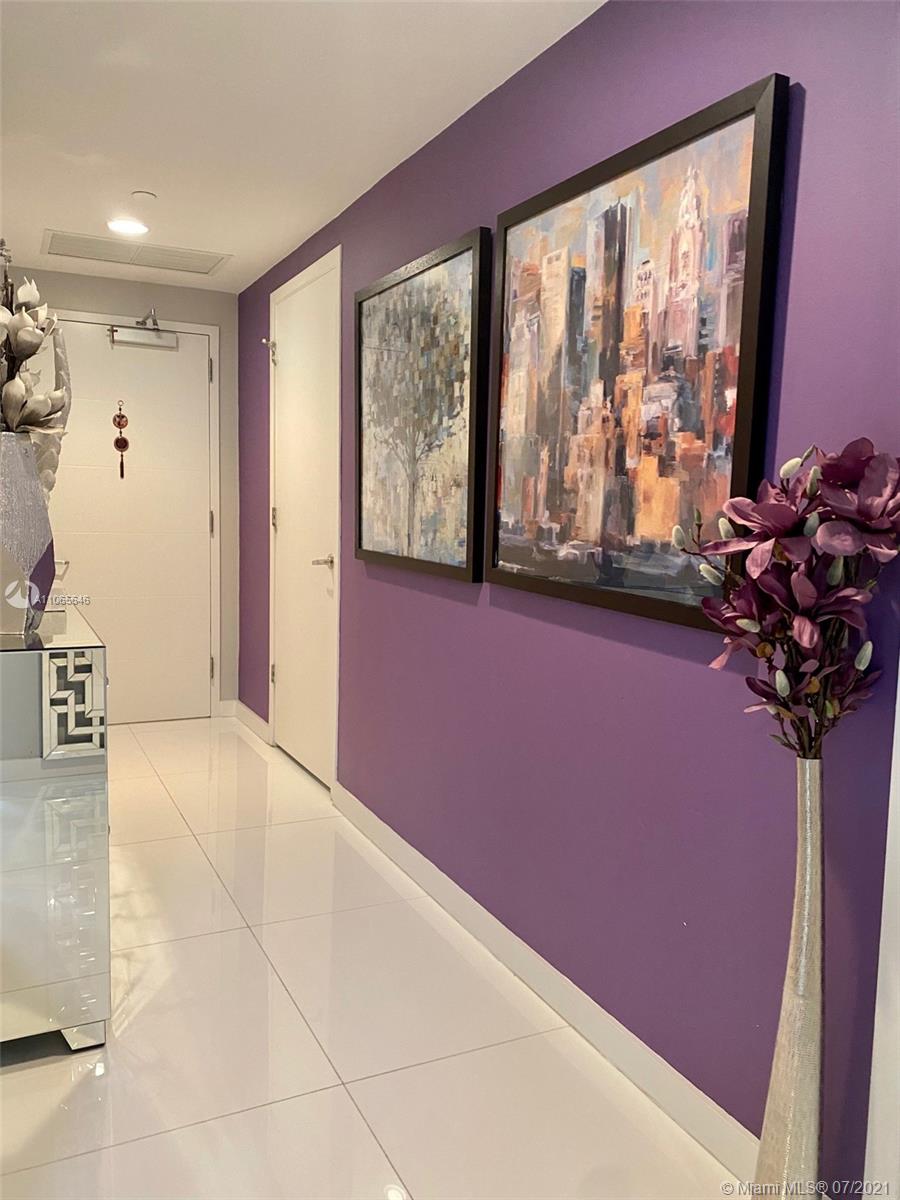 1010 BRICKELL CONDO - Residential