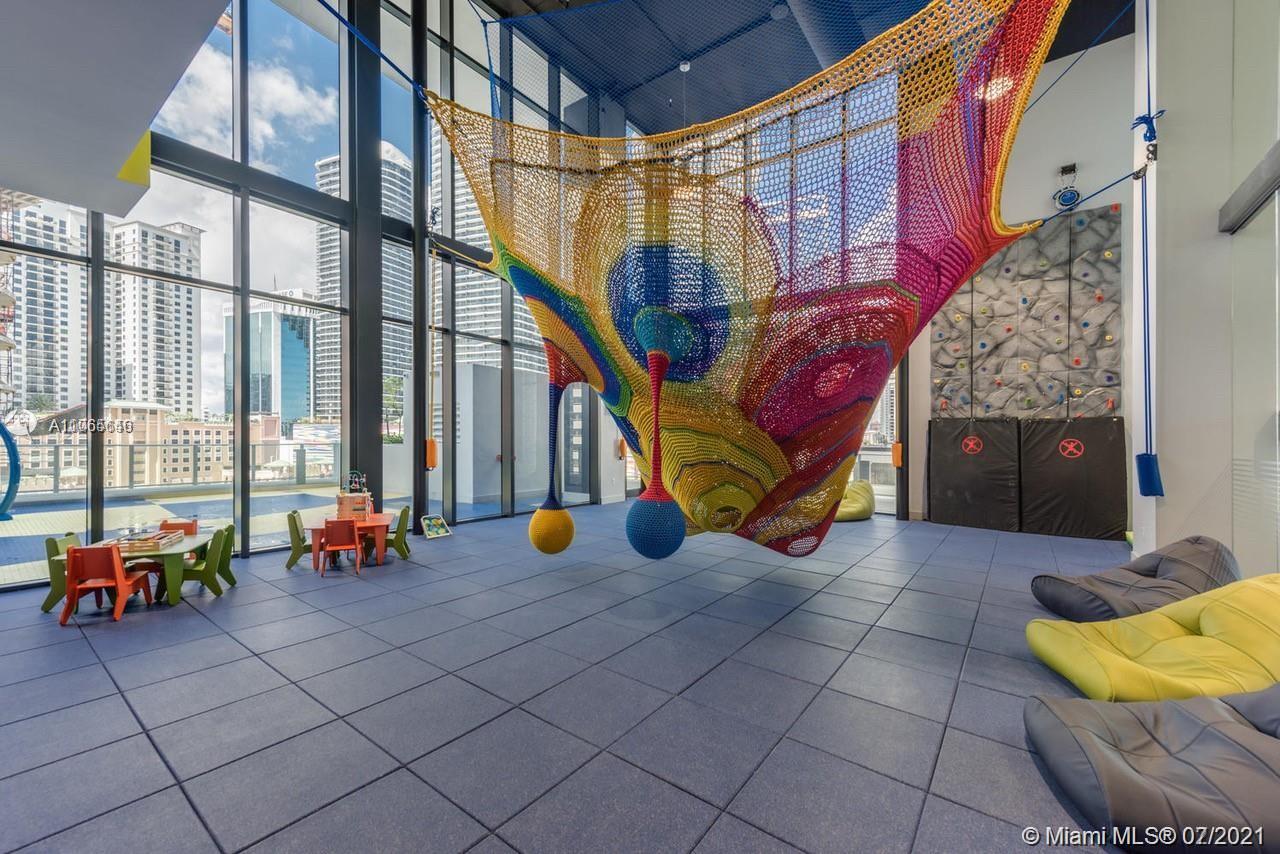 1010 BRICKELL CONDO - Residential
