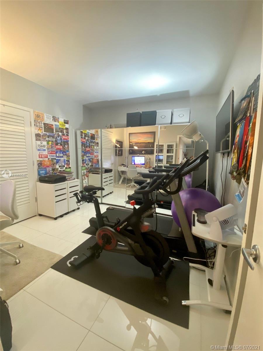 1010 BRICKELL CONDO - Residential