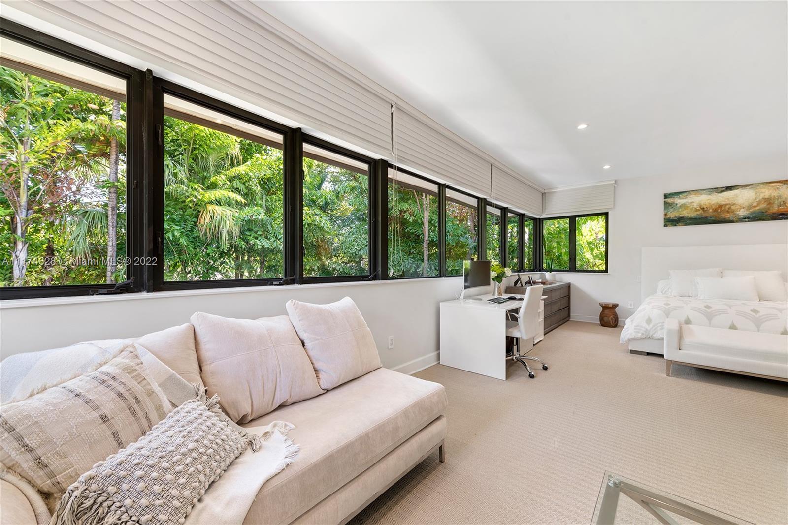 LA GORCE GOLF SUB - Residential