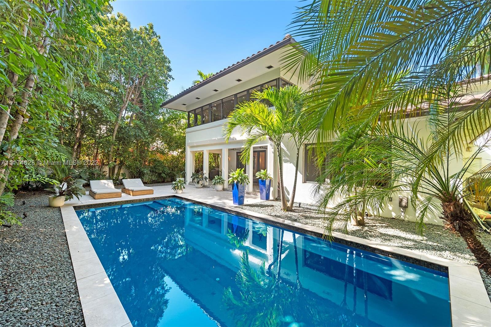 LA GORCE GOLF SUB - Residential