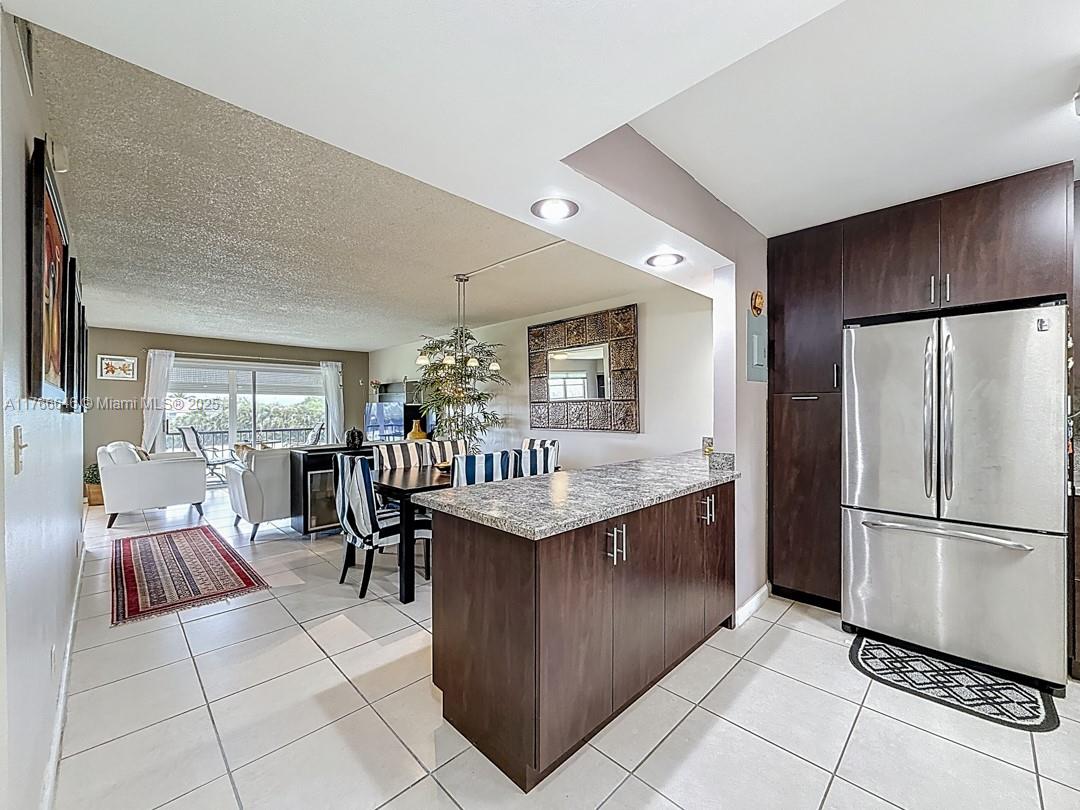 HOLLYBROOK GOLF AND - Residential