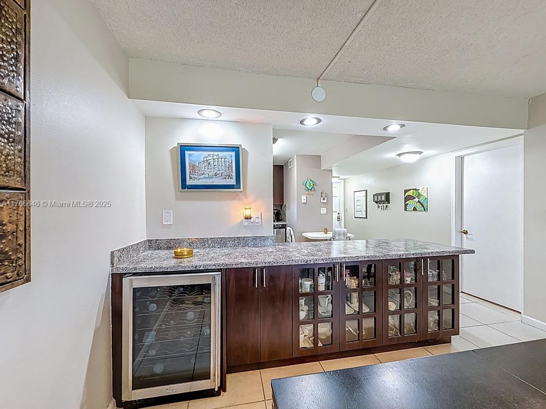 HOLLYBROOK GOLF AND - Residential