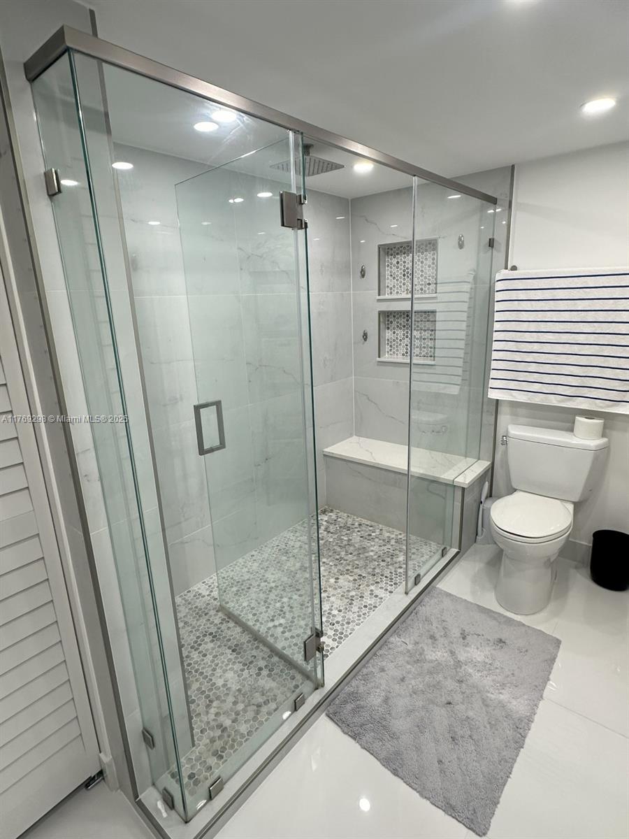 DADELAND COVE SEC 1 - Residential