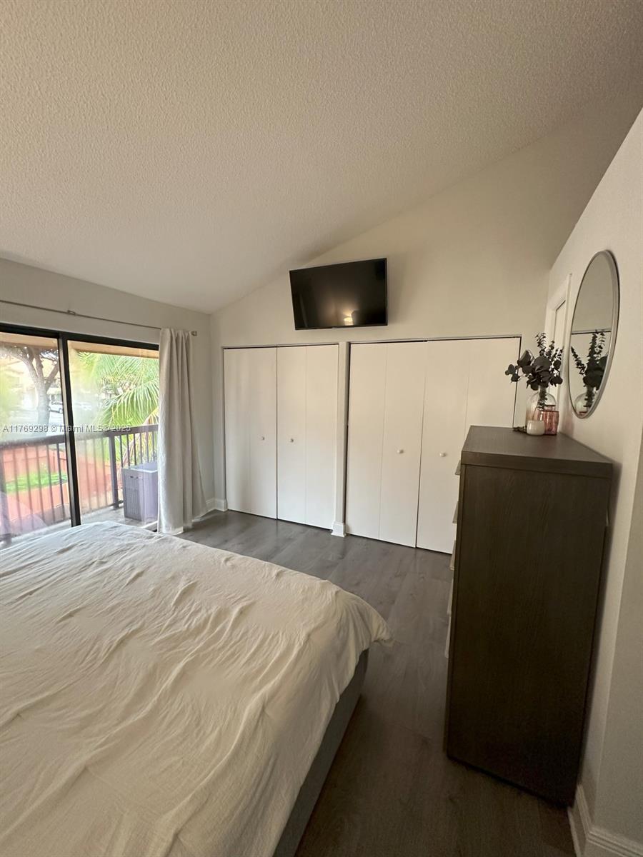 DADELAND COVE SEC 1 - Residential