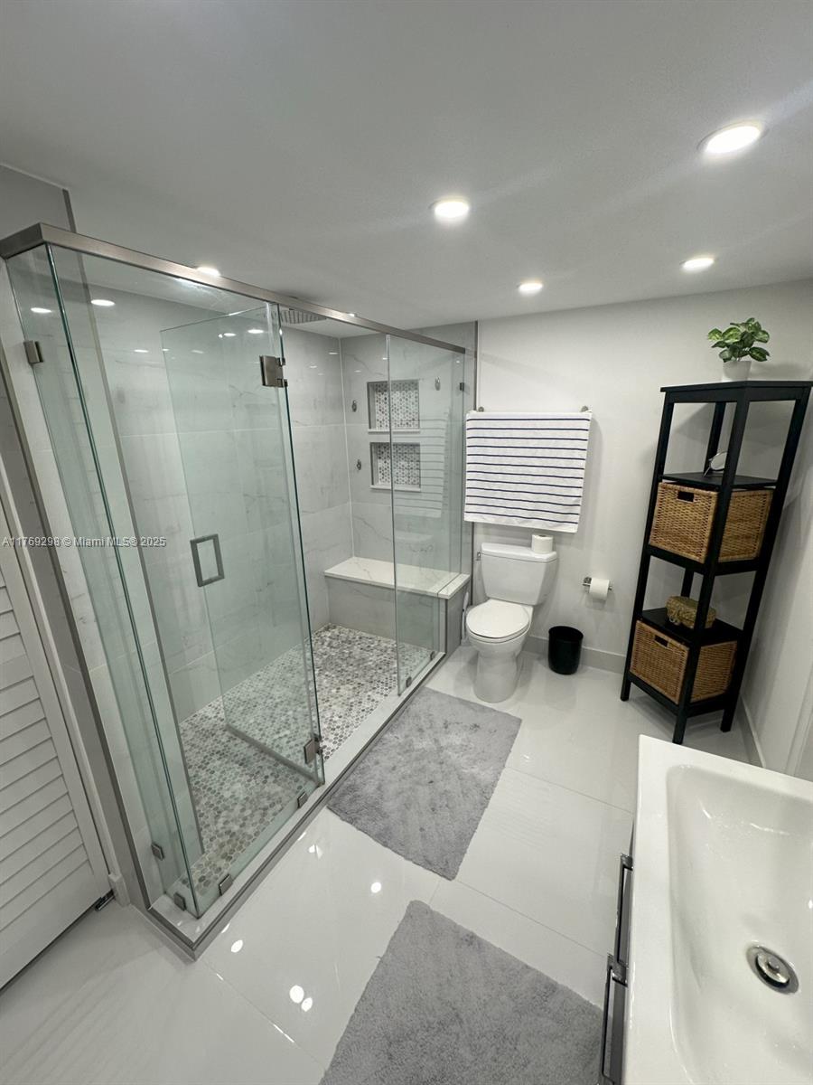 DADELAND COVE SEC 1 - Residential