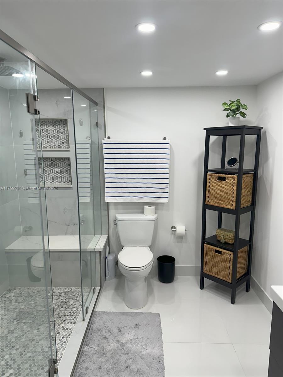 DADELAND COVE SEC 1 - Residential