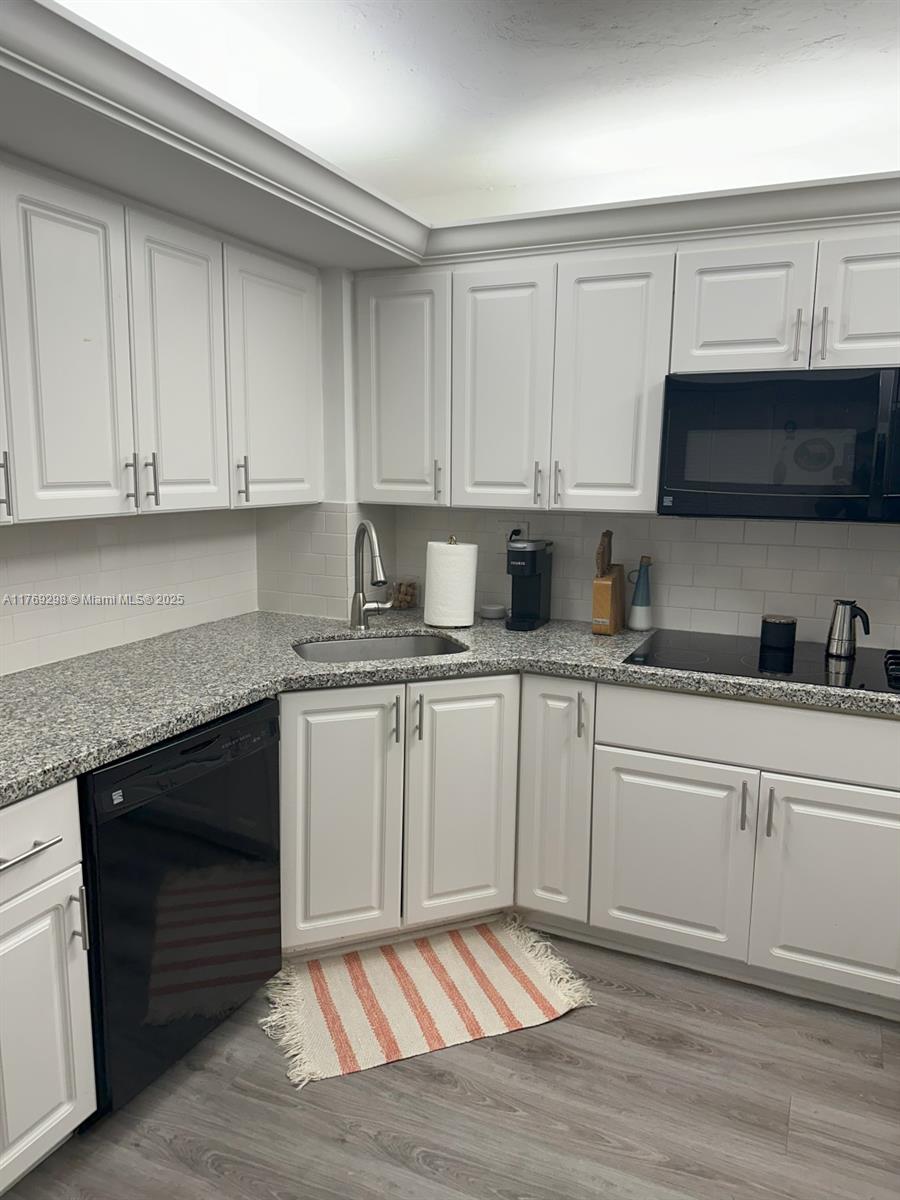 DADELAND COVE SEC 1 - Residential