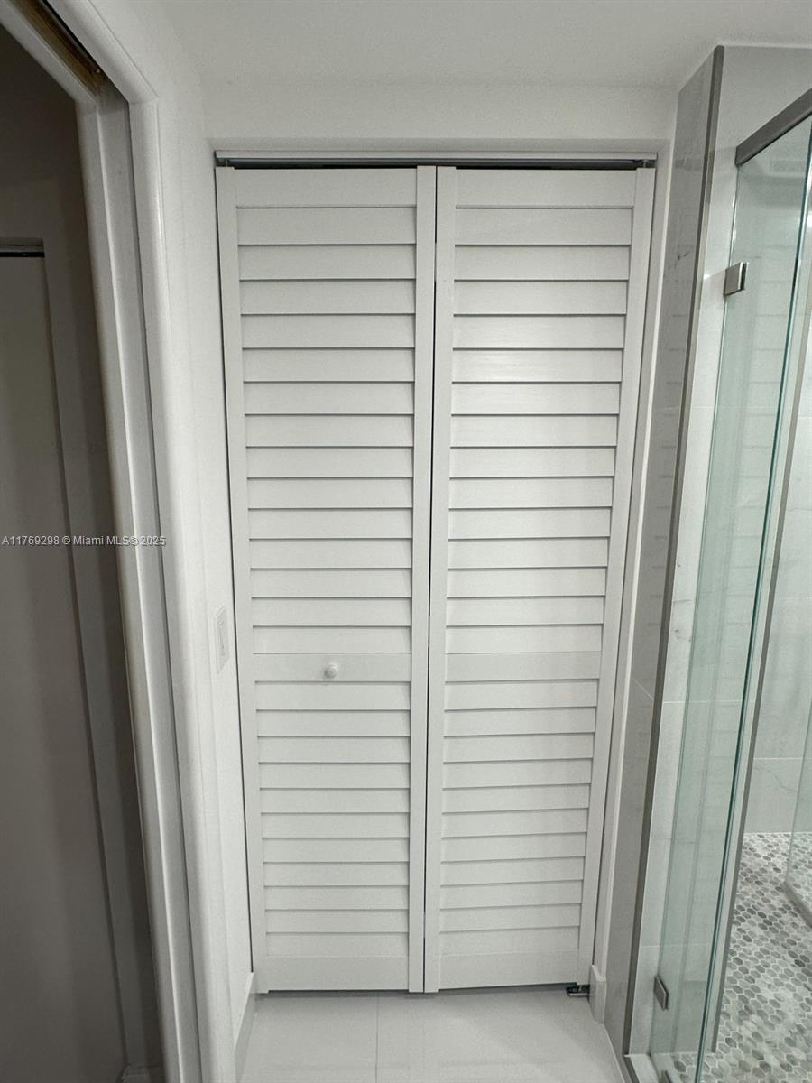DADELAND COVE SEC 1 - Residential